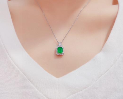 1.7ct刻面祖母绿吊坠 商品图3