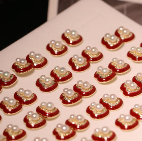 二选一 明星款 1 ·akoya葫芦耳钉 全海水akoya珍珠 gao级精工纯银 手工珐琅 正圆强光精品珍珠 3/5mm vs 2·淡水珍珠饱满近圆馒头珠 镶嵌后视觉感好 ji强光 铜镀金银针配件 商品图10