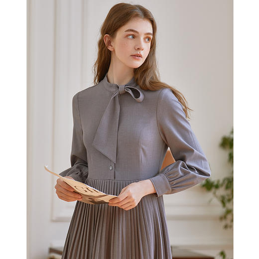 Famecoco范可儿原创小众衬衫裙女士秋款长袖系带领收腰百褶衬衫裙F225FA013 商品图1