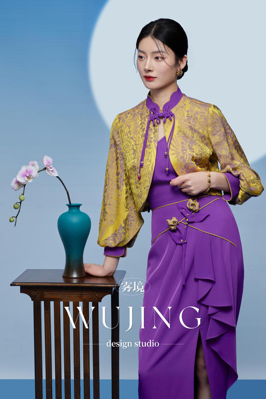 3205141 紫金梦雨 进口纹理蜂窝缎半裙 雾境 商品图6