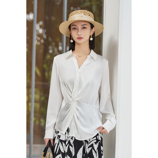 剩M/XL 米思阳2026春季新款设计感小众通勤衬衫优雅气质百搭扭结上衣5830 商品图1