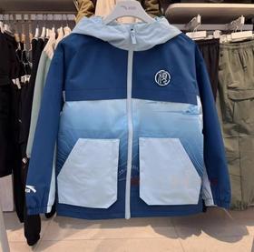 安踏男大童ANTA安踏儿童2025年春夏季跑步系列连帽梭织外套352528601