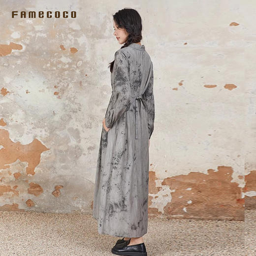 Famecoco文艺范连衣裙水墨印花高腰V领设计感裙摆不规则FAB6FA019 商品图3