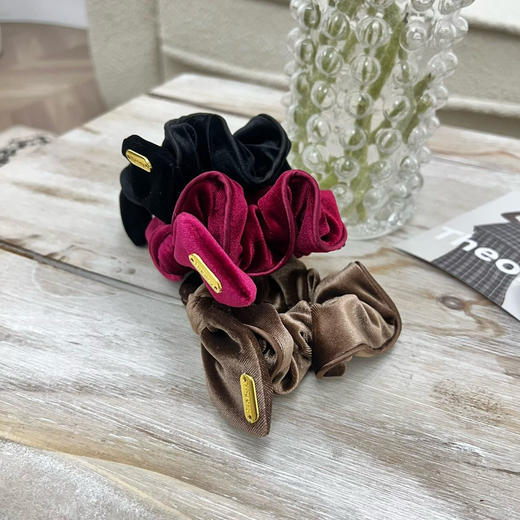 【3月3日 上午12:30 秒杀】纯原 Theory 真丝丝绒蝴蝶结 发圈马尾圈 礼盒装 商品图8