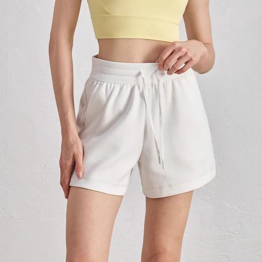 【3~5天发货】跃牌【美度空间】系列 春夏新款空气层宽松简约瑜伽短裤抽绳显瘦四分裤ADDK52025 商品图0