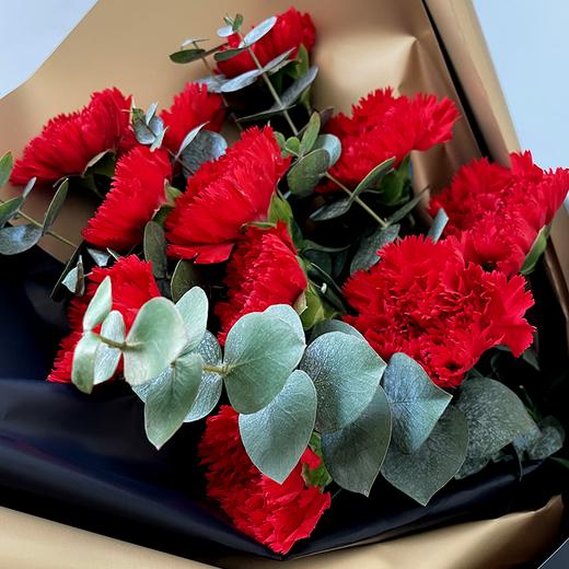 牵挂丨11枝红色康乃馨花束 商品图3