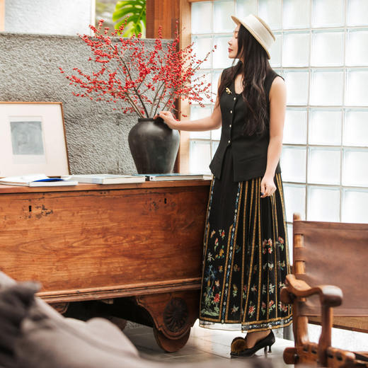 【林栖设计小店】优雅马夹法式复古珍珠修身显瘦2025春夏新品无袖外套女1952024 商品图2