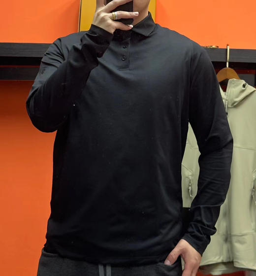 正品迪桑特DUALIS系列都市通勤长袖POLO衫早春新品
原单信封纸盒包装，使用进口中空纱面料制成的长袖POLO衫 商品图2