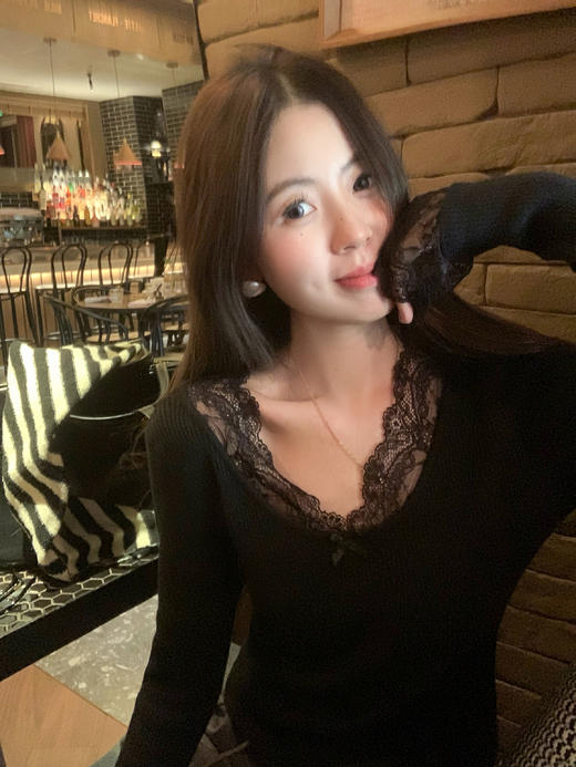 <曾小咸推荐>2色蕾丝边领打底衫 商品图14