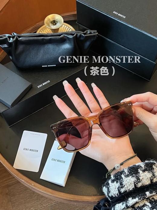 D030412俩侧竖铆钉点缀方圆版型显脸小墨镜 商品图6