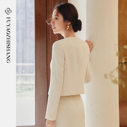 FUYAO扶摇 国风西装外套女2025新款圆领盘扣短外套新中式轻奢高端 商品图4