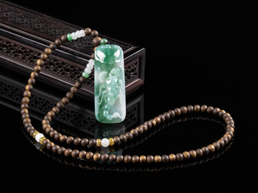 XY0002原创沉香+翡翠蝎子挂件 商品图0