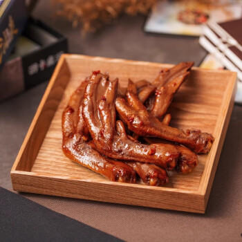 周黑鸭 锁鲜卤鸭掌140g 甜辣味麻辣甜 武汉特产卤味 即食鸭掌 气调盒装 商品图2