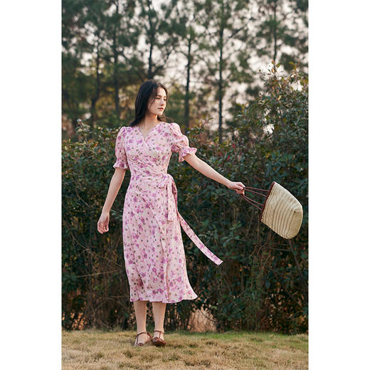 HeyDress法式油画碎花连衣裙女夏季抽褶收腰设计裹身裙泡泡袖裙子 商品图3