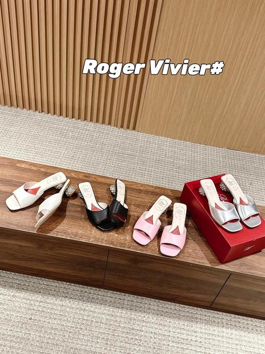 RV罗杰维维亚25春夏新款钻跟拖鞋以质感超强的胎牛皮（HC） 商品图0