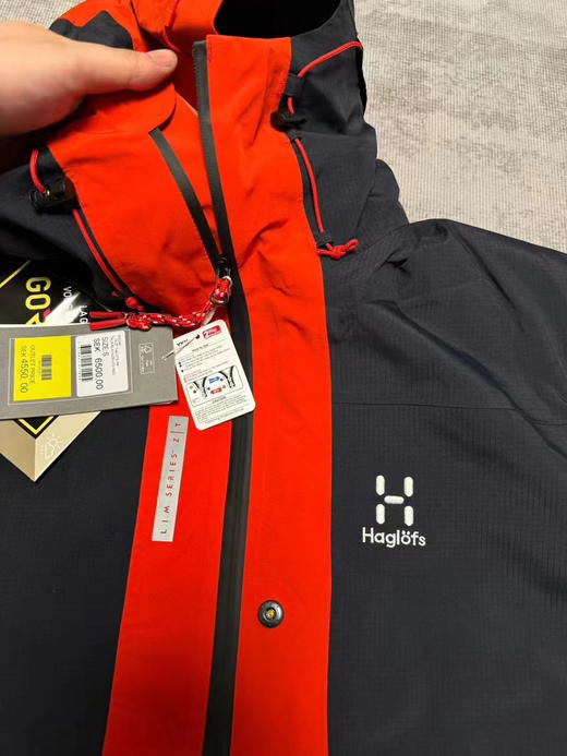 正品火柴户外L.I.M ZT Mountain GTX PRO防风防水硬壳冲锋衣 现全品相，全身压胶，数量不多！专业级别 价格惊喜 错过没有！
尺码：S-XL 商品图3