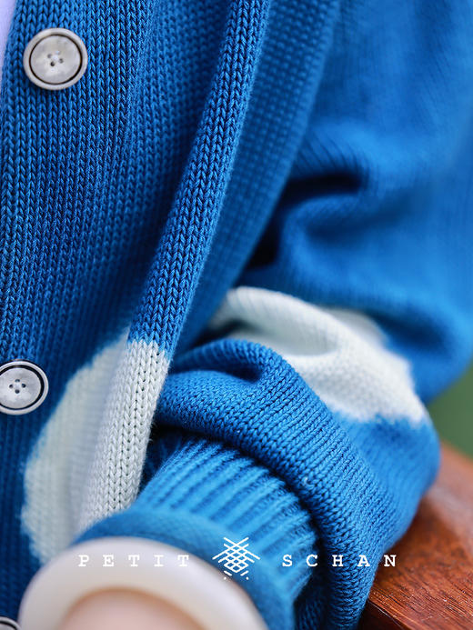 PETIT SCHAN小闪 CLO#750 a bright sky 晴空下 纯棉手工蓝染波点开衫 商品图3