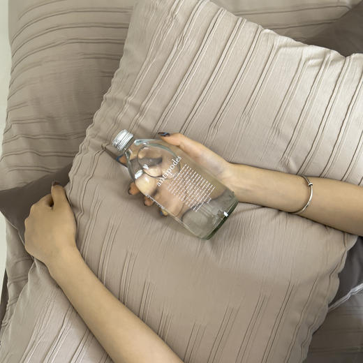 【小众设计师款床品]多喜爱侘寂风2025新款100%全棉提花水洗四件套 四季通用 商品图1