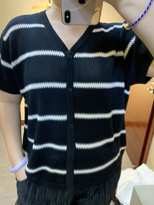 水淼爆款2025夏新款高档休闲针织黑白条开衫0707（含桑蚕丝 莱赛尔纤维） 商品图1