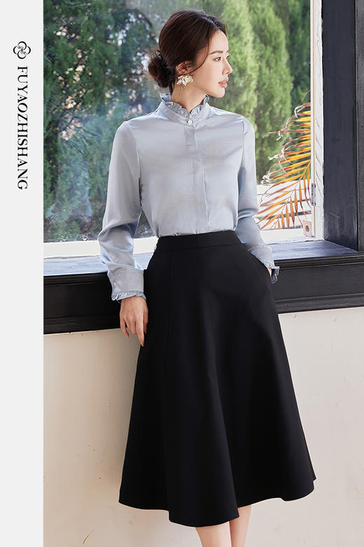 FUYAO扶摇 茶系春季搭配一整套女高级感通勤小香风花边领衬衫套装 商品图5