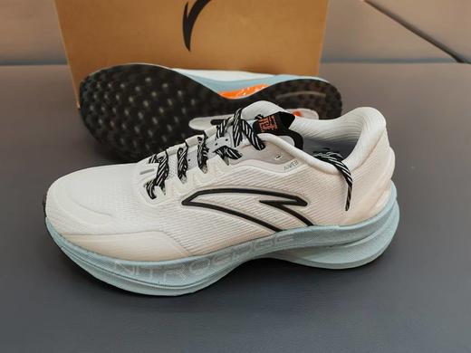 安踏冠军2PRO氮科技缓震回弹跑步鞋男专业路跑训练运动鞋112415582S 商品图2