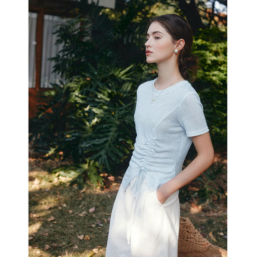 OLrain欧芮儿蓝色短袖T恤女夏季2025年新款时尚不规则抽褶上衣 商品图3