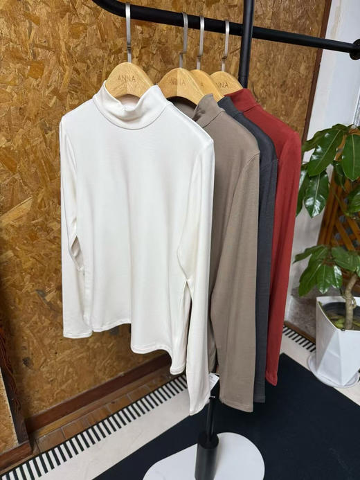 正品哥弟美雅碧打底衫，男女同款，高弹力，专柜在售，四个色，尺码M-3XL
清货特价 商品图0