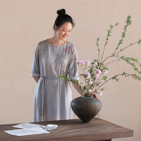 牧衣游原创 手工刺绣重磅真丝炒色连衣裙轻薄圆领宽松长裙 笙调