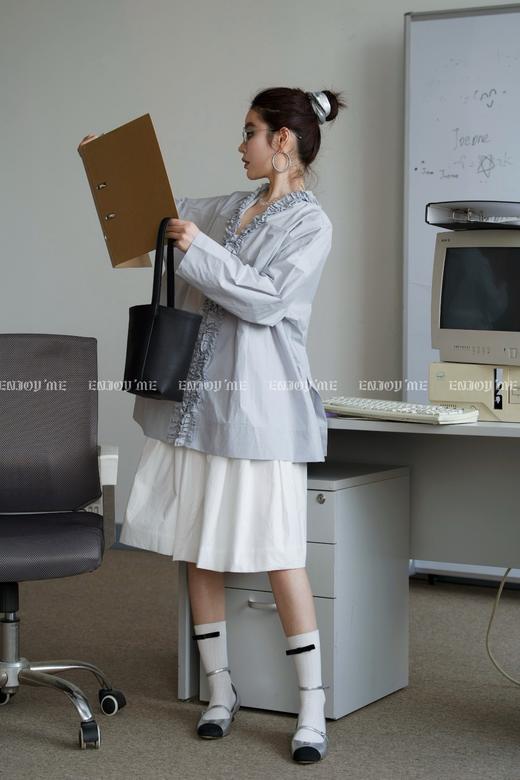 【门店同款】ENJOY春季盐貌似糖两面穿荷叶边衬衫 161848387 商品图4