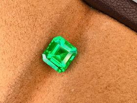 1.67ct刻面祖母绿裸石