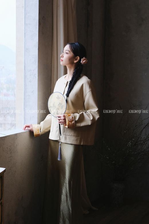 【门店同款】ENJOY春季云敛-春光推盏中式皮外套 161900229 商品图2