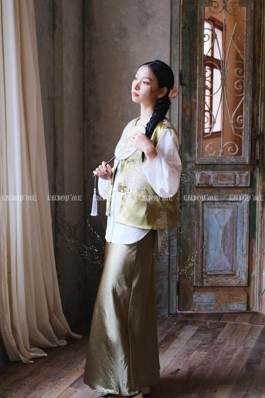 【门店同款】ENJOY春季云敛-春光推盏彩扣中式衬衫 161848352 商品图5