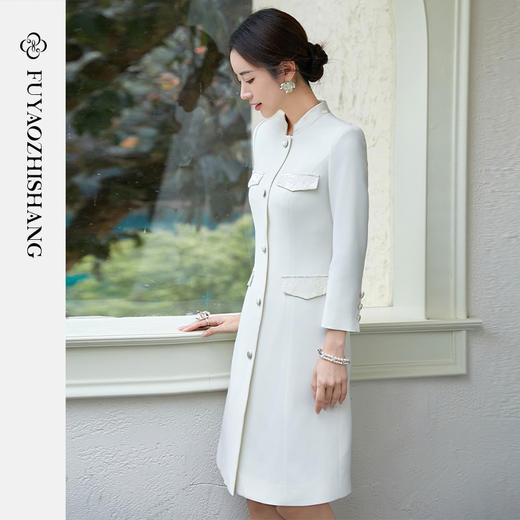 FUYAO扶摇 国风立领连衣裙女2025新款杏色小香风改良旗袍中长裙春 商品图3