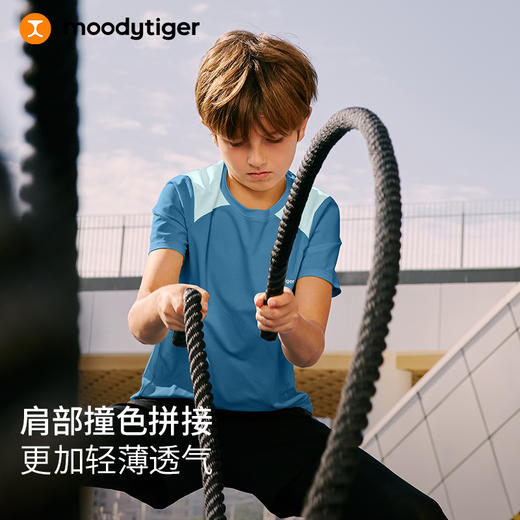 【专属】moodytiger儿童T恤夏装新款男童短袖拼接排汗速干运动上衣32110103 商品图3