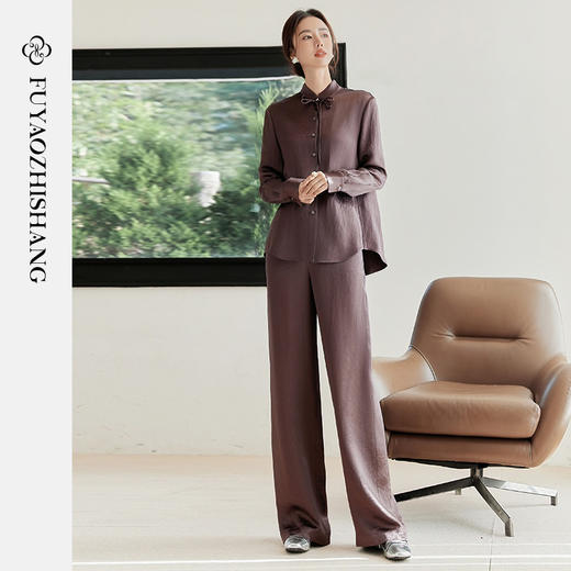 FUYAO扶摇 随性松弛 缎面醋酸长袖衬衫新中式休闲直通裤时尚套装 商品图2