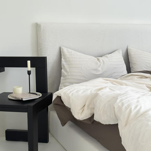 【小众设计师款床品]多喜爱侘寂风2025新款100%全棉提花水洗四件套 四季通用 商品图2