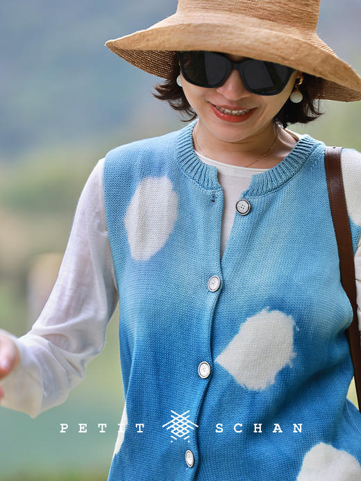 PETIT SCHAN小闪 CLO#749 a bright sky 晴空下 纯棉手工蓝染波点马甲 商品图0