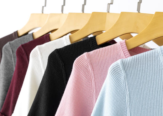 【高品质私服】【扬子精纺羊毛坑条大圆领中袖】德国斯托尔16针细针加工，1X1针织工艺YS88303-CC 商品图2