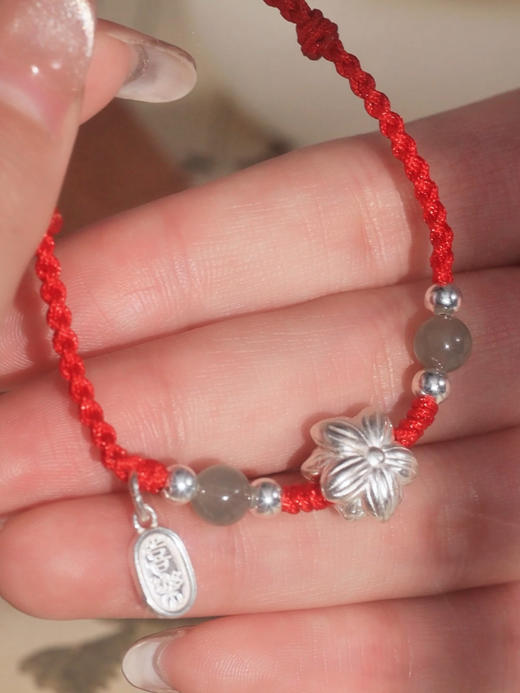 【好运莲莲】卡蒂罗/KADER 新中式莲花手绳 小众轻奢设计简约百搭红绳手编绳 足银 蛇年平安本命年#好运转运礼盒 商品图5