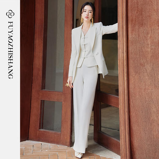 FUYAO扶摇 时尚套装女复古国风盘扣设计感西装马甲三件套工作服春 商品图2