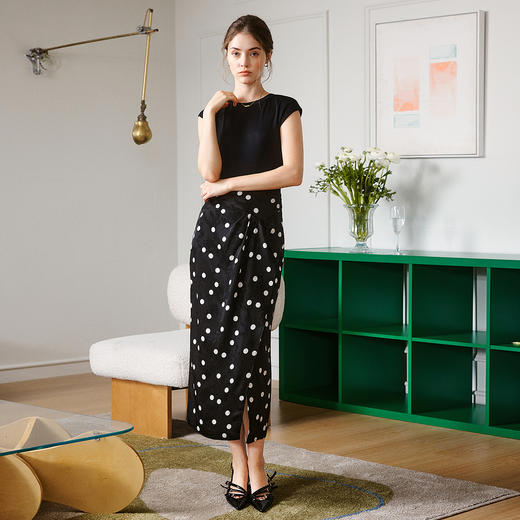 OLrain欧芮儿法式时尚套装女夏季2025年新款黑色波点半裙两件套 商品图3