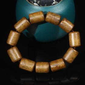 BC.NF3.3-8   白棋八分沉(桶珠) ，22.5g