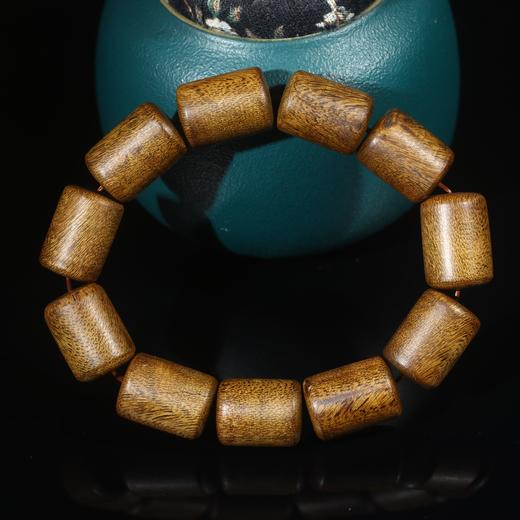 BC.NF3.3-8   白棋八分沉(桶珠) ，22.5g 商品图0