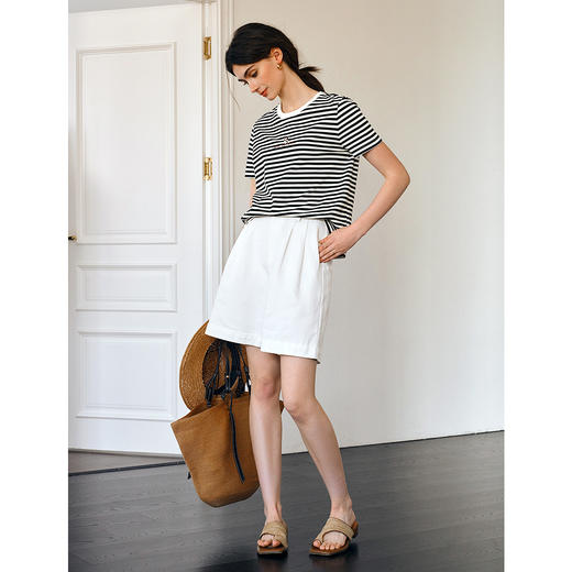 OLrain欧芮儿黑白条纹T恤女夏季2025年新款复古绣花圆领休闲上衣 商品图2