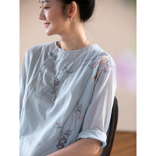 牧衣游原创 手工刺绣100支新疆棉连衣裙轻薄古朴蓝色长裙 闲静时 商品图2