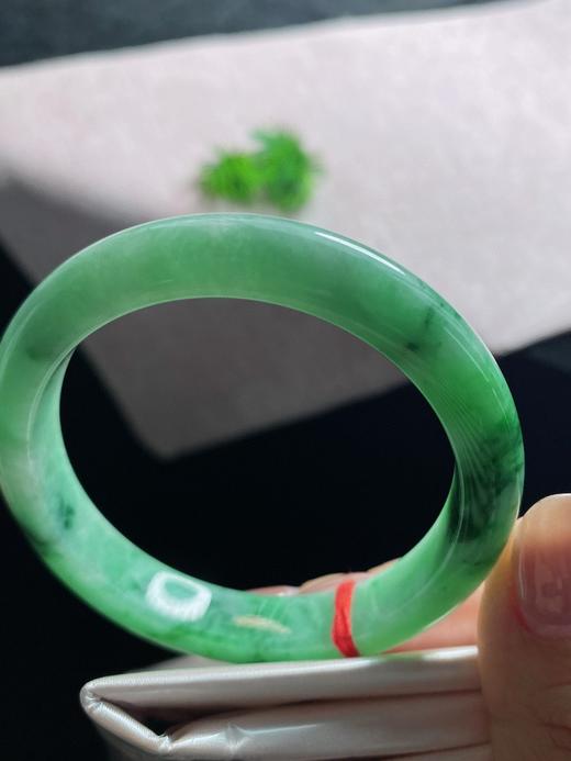 53正圈翡翠手镯 商品图4