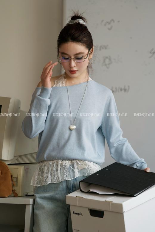 【门店同款】ENJOY春季“盐貌似糖”蕾丝打底斜肩针织 161943940 商品图3