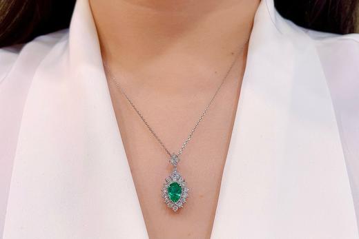 0.93ct刻面祖母绿吊坠 商品图3