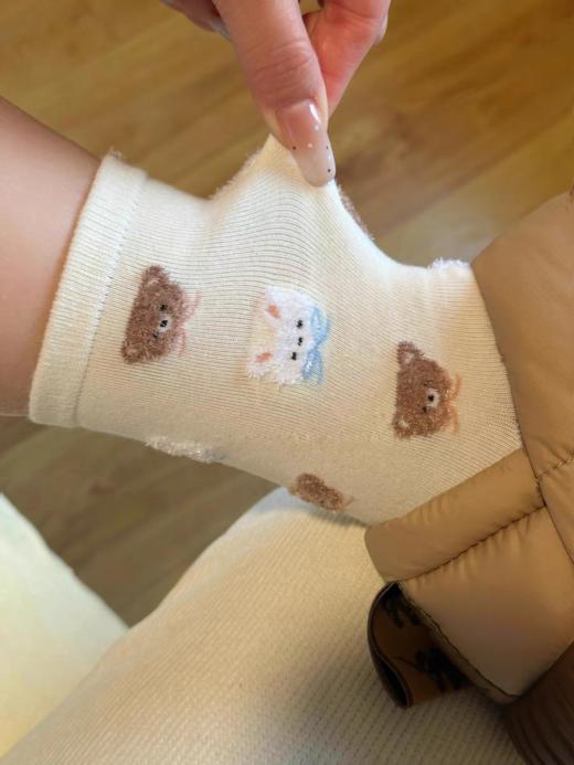 <曾小咸推荐> 可爱植绒卡通中筒袜  商品图1