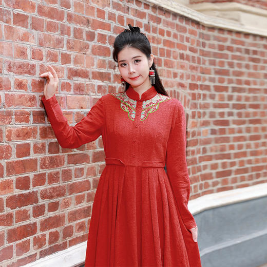 春季推荐款  | 周游绣花大摆连衣裙 | 经典民族风设计 | 现货加急发 商品图3